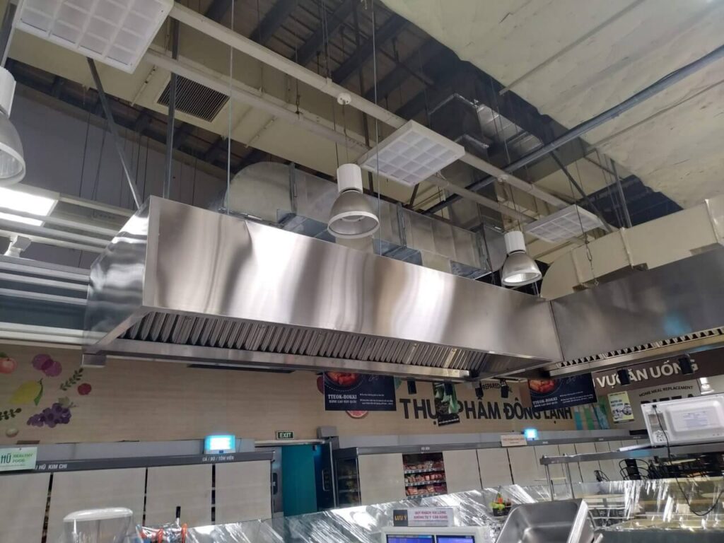 Hệ thống hút khói bếp giúp xây dựng hình ảnh siêu thị chuyên nghiệp hơn